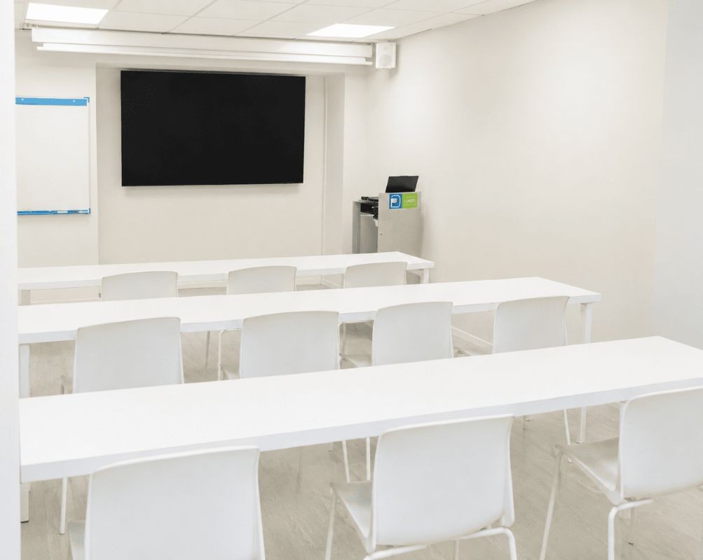 Sala de formación dental en Zaragoza, en Clínica Loscos